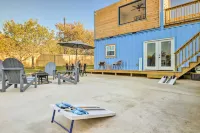 Canyon Lake Retreat w/ Pool ~ 2 Mi to Lake - Country Houses
