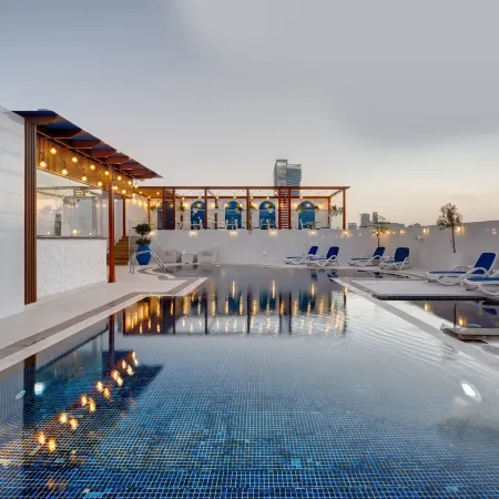 Donatello Hotel Отели рядом с достопримечательностью «Шоссе шейха Зайда»