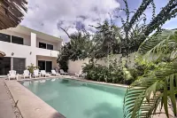 Casa Esmeralda w/ Pool Access & Furnished Patio! - Villas