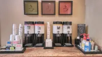 Hampton Inn & Suites Seattle-Airport/28th Ave - sarapan