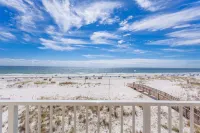 Hilton Garden Inn Orange Beach Beachfront - Scenic