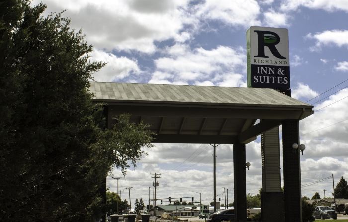 Richland Inn and Suites