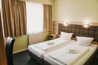 Hotel-Pension Odin Hotels in Weissensee