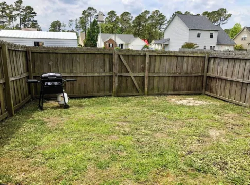 The Get-Away-Spot| Cozy & Spacious| Close to base