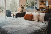 Ramblin' Rose Riverfront, Hot tub, Pet frdly, Cozy Hotels near Eagle Falls