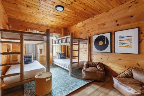 Avantstay的昔日熱水浴缸，360度觀景台和遊戲室，便捷通道