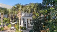 Seagrove Gardens，距海灘幾分鐘，聖羅莎的度假屋，設計一流