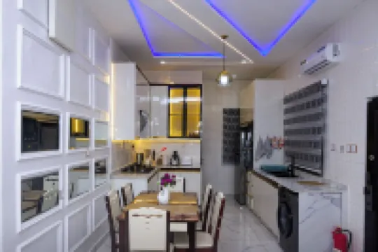 3Bedrooms Duplex Sleeps 6- Garden Chef Option