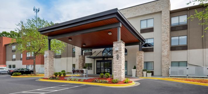Holiday Inn Express & Suites RALEIGH NE - MEDICAL CTR AREA by IHG Hotel a Raleigh