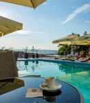 Hotel Tami Residence - Pools