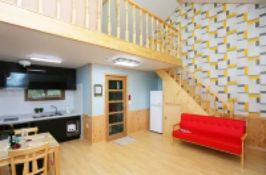 Namwon Pavilion Tree Pension