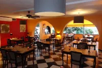 Hotel Tropical - breakfast