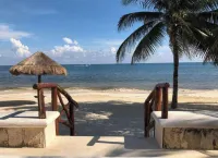 Beautiful private apartment with sea view 15 minutes from the airport