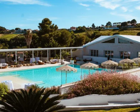 Nu Aria Taunus Relais Hotels in Numana