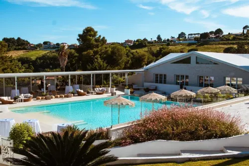 Nu Aria Taunus Relais Hotels in Numana