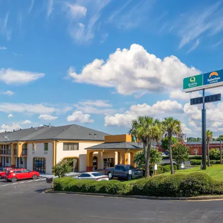 Quality Inn & Suites