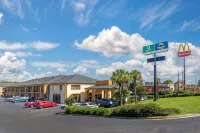 Quality Inn & Suites Hotels in Orangeburg