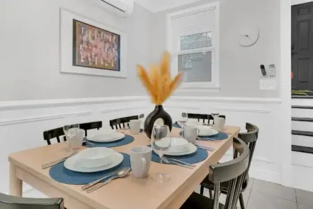 NYC Proximity Duplex Delight 30 mins w/ Parking