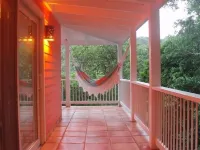 Sea Cottage - Charming and Romantic with a Stunning View Hotels in Central