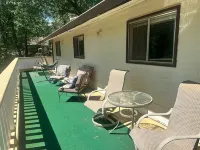 Haven on the Lake Hotels in Lakehead-Lakeshore