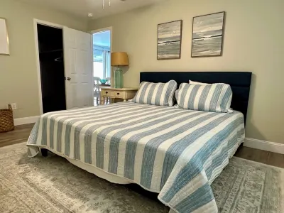 Minutes to Weeki Wachee Head Springs Pool AND hot tub! Hotels near Weeki Wachee Spring