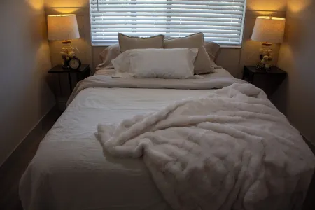 City convenience meets mountain adventure in Millcreek- Newly remodeled interior