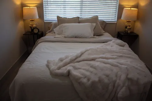 City convenience meets mountain adventure in Millcreek- Newly remodeled interior