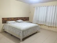 Luxurious beach house with pool, seafront terrace. 베베리베 호텔