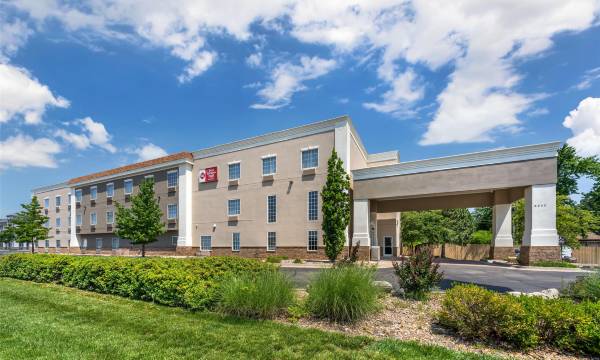 Best Western Plus Eastgate Inn Suites