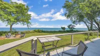 Shoreline Serenity - 2 Private Acres