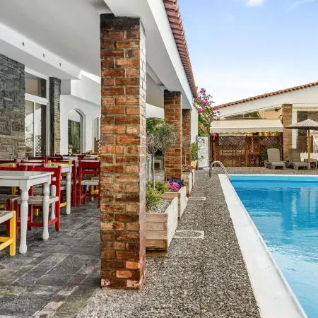 Stefania Hotel