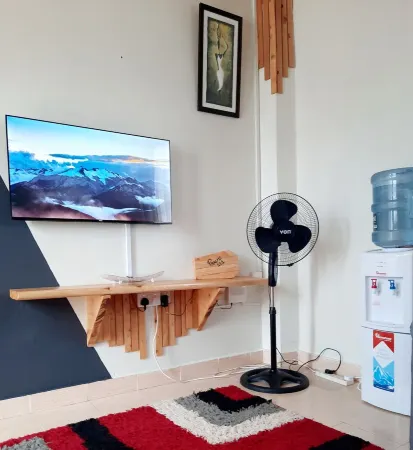 1 bedroom glamorous, cozy stay in Sagana Town,fast Wi-Fi & Secure parking. Отели в г. Сагана