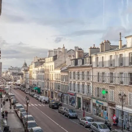 The little Versaillais