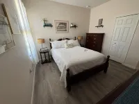 Charming 2-bedroom apartment in house with AC, WiFi included Hotels in Apopka