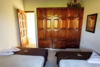 Baviera Elite House – Exclusivity, Space, and Stunning Views in Barichara Hotels in Villanueva