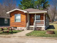 The Deer Cabin at the Riviera Resort in Neillsville, Wisconsin! Hotels in Dewhurst