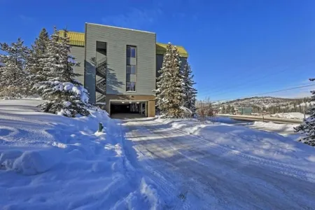 Sleeper@SnowBlaze Hot Tub and Pool! Amazing Location!