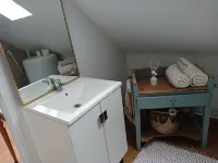 Small house on the banks of the Loire