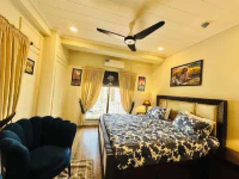 Cozy 1-bedroom apartment with AC, WiFi in beautiful Rawalpindi