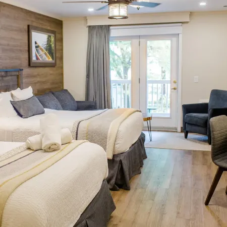 Bayview Wildwood Resort, Ascend Hotel Collection Hotels in Simcoe County