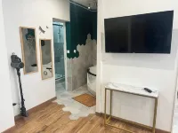 Relaxation, Spa and Private Parking! Hotels in 8th arr. Hopitaux Est