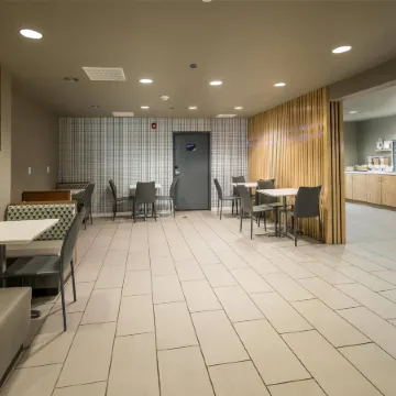 Microtel Inn & Suites by Wyndham Cheyenne