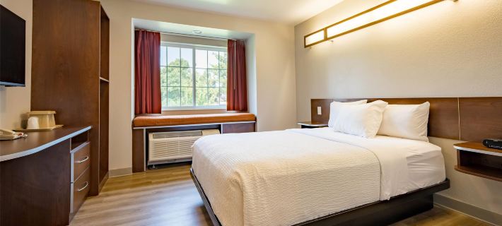 Microtel Inn & Suites by Wyndham Cheyenne Hotels in Cheyenne