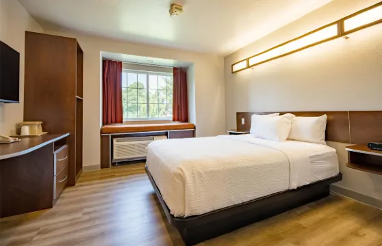 夏延麥客達套房酒店