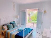 Exceptional property in a lush setting Отели в г. 