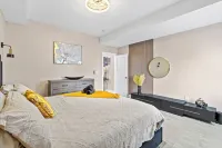 Cozy 1-bedroom with AC and WiFi in lovely Elizabeth - Condos