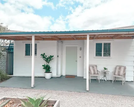 Kangaroo Island Coastal Cottage – Peaceful Stay Near Beach & Sights