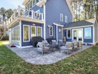 Charming Riverside Cottage w/Optional Guest House Hotels in Mathews County