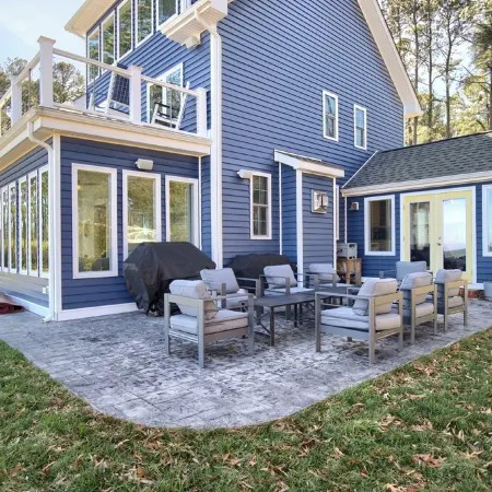 Charming Riverside Cottage w/Optional Guest House