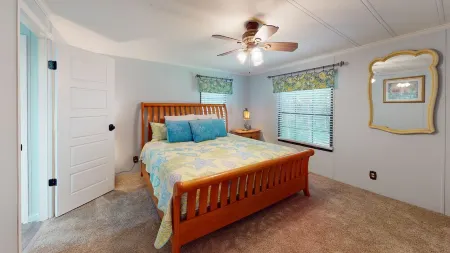 Sunrise over Lake Hartwell Отели в г. Гамлог